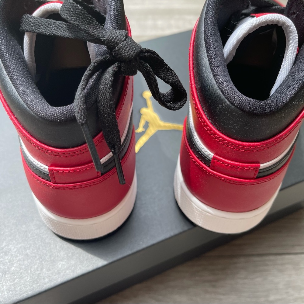 Air Jordan 1 mid Chicago - Picture 7 of 10